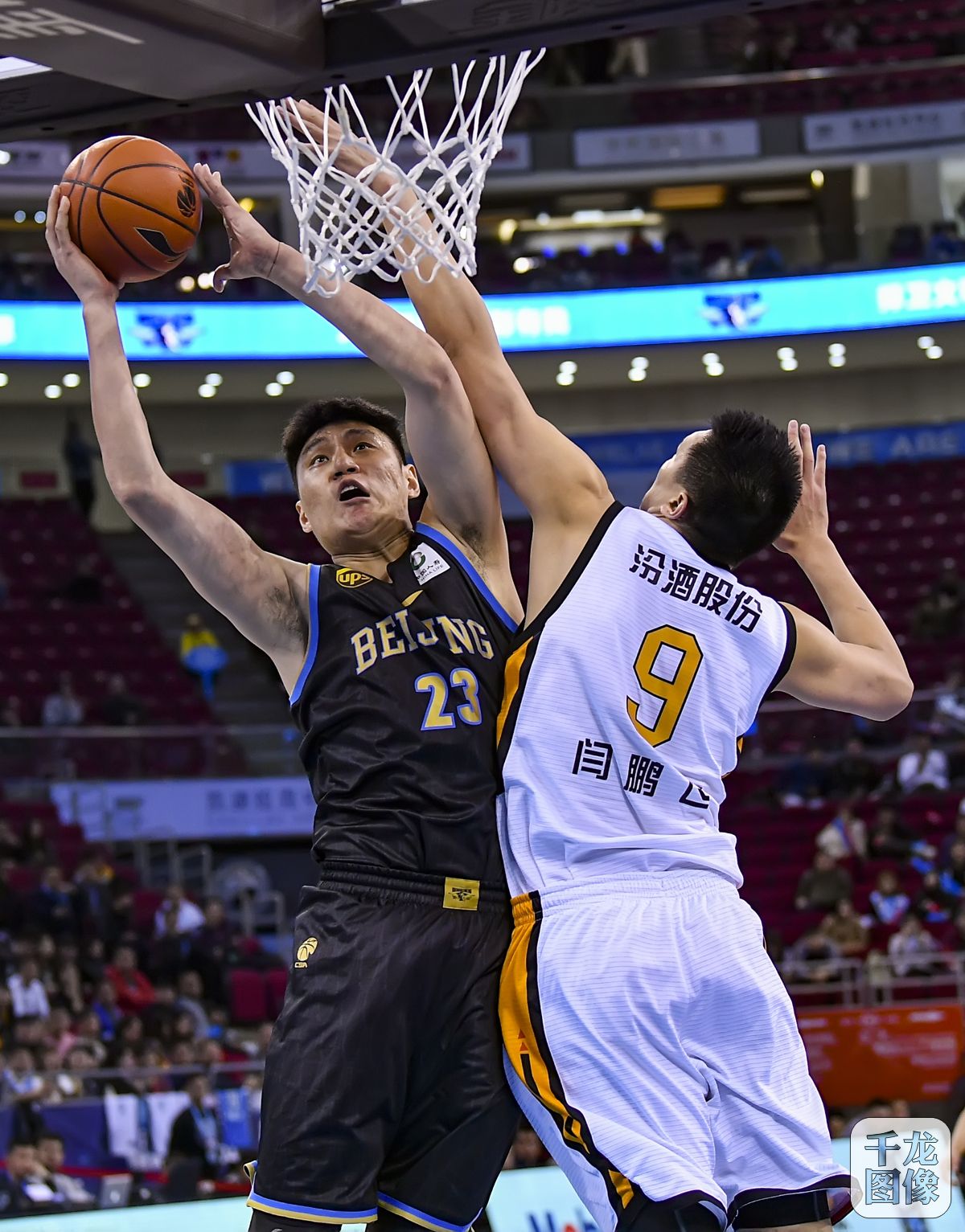 现代防守更 现代防守更